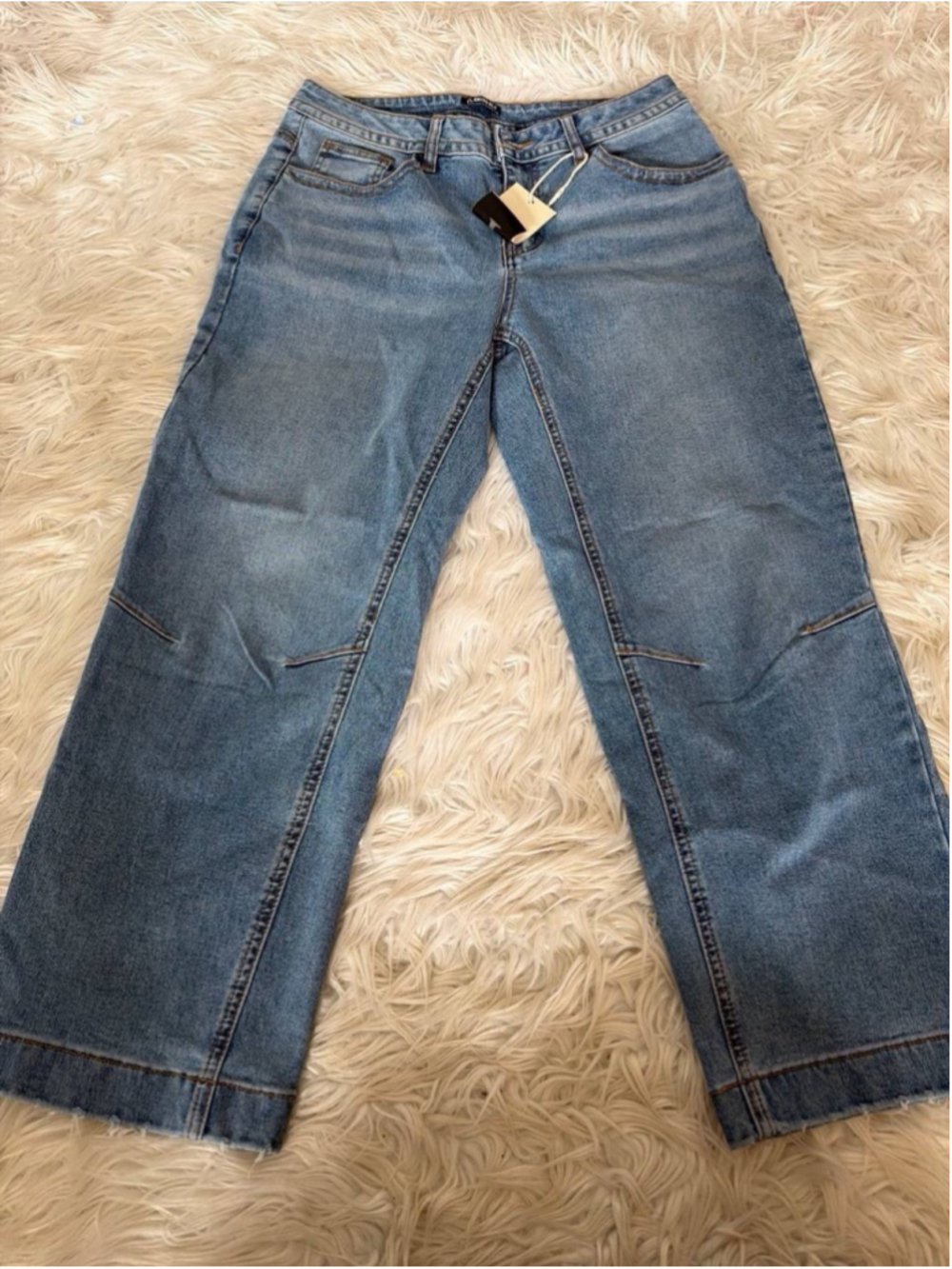 Flamingals Wash Stitch Detail Mid Rise Barrel Leg Crop Jeans M